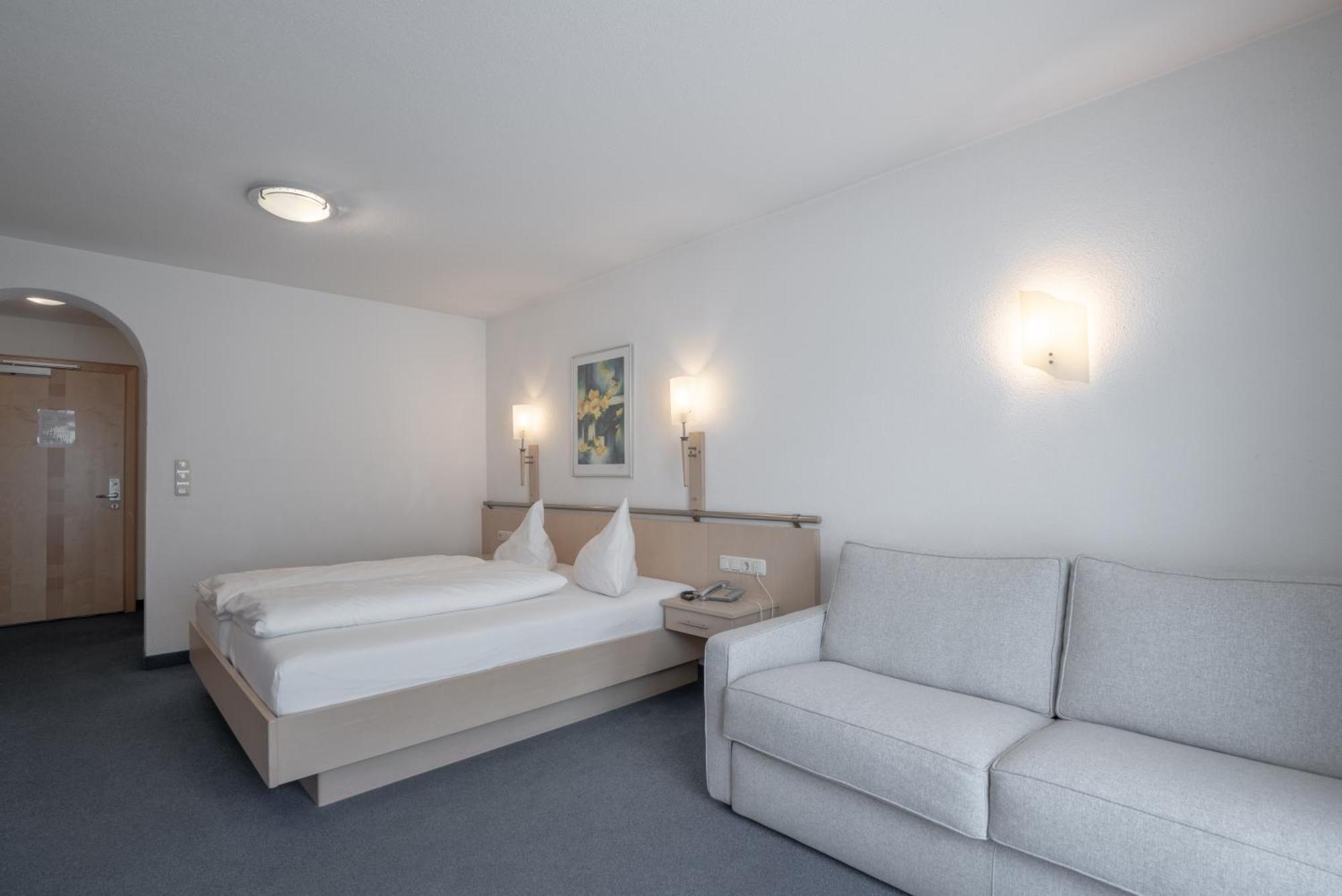 Petit Madlein Bed & Breakfast Ischgl Exterior foto