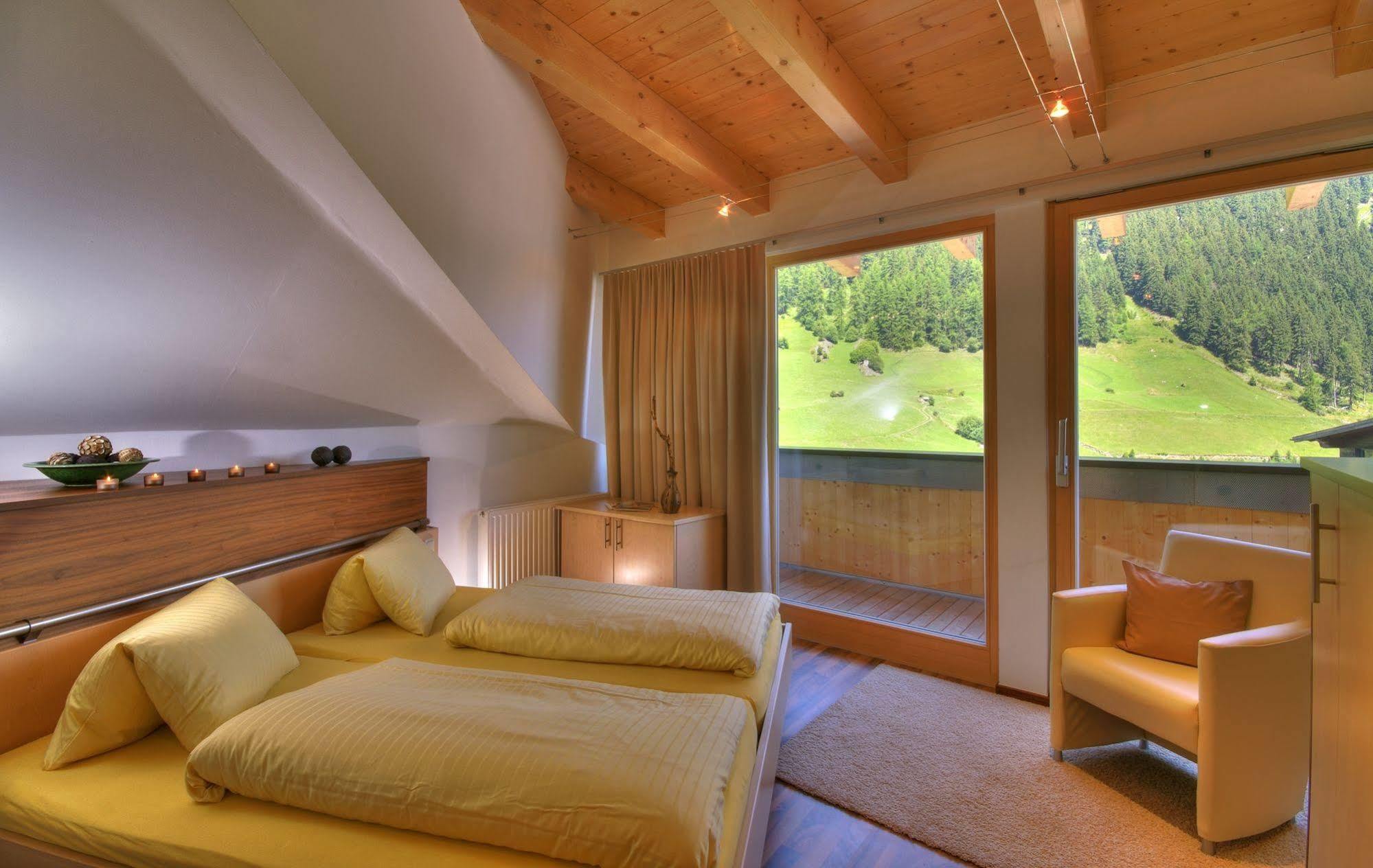 Petit Madlein Bed & Breakfast Ischgl Cameră foto