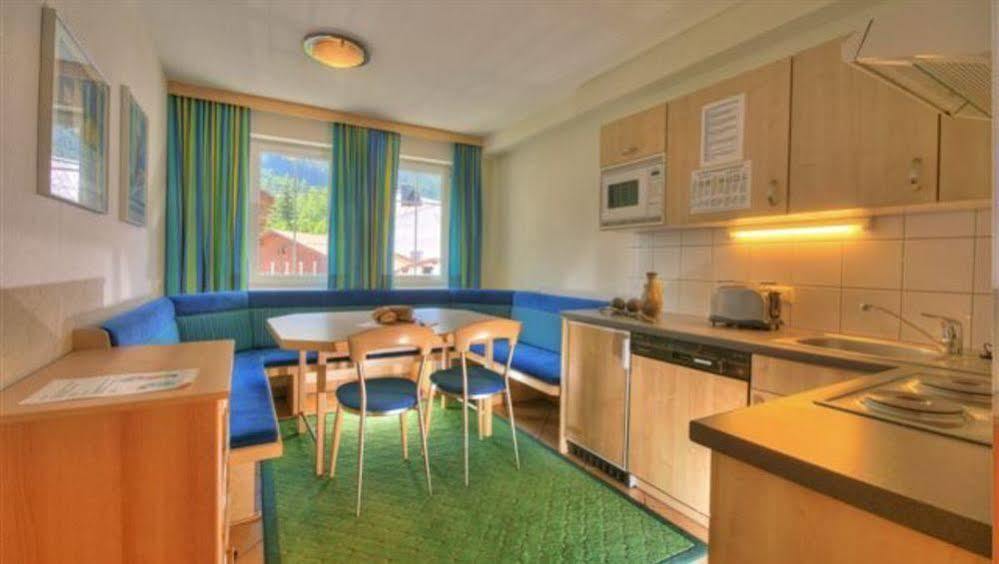 Petit Madlein Bed & Breakfast Ischgl Exterior foto